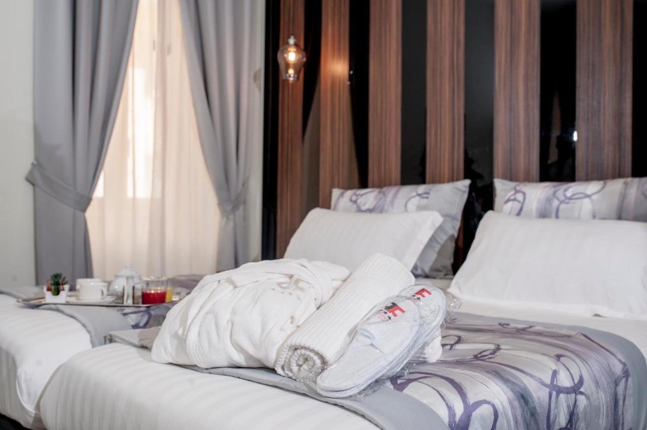 Hotel Palazzo Firenze Napoli Esterno foto