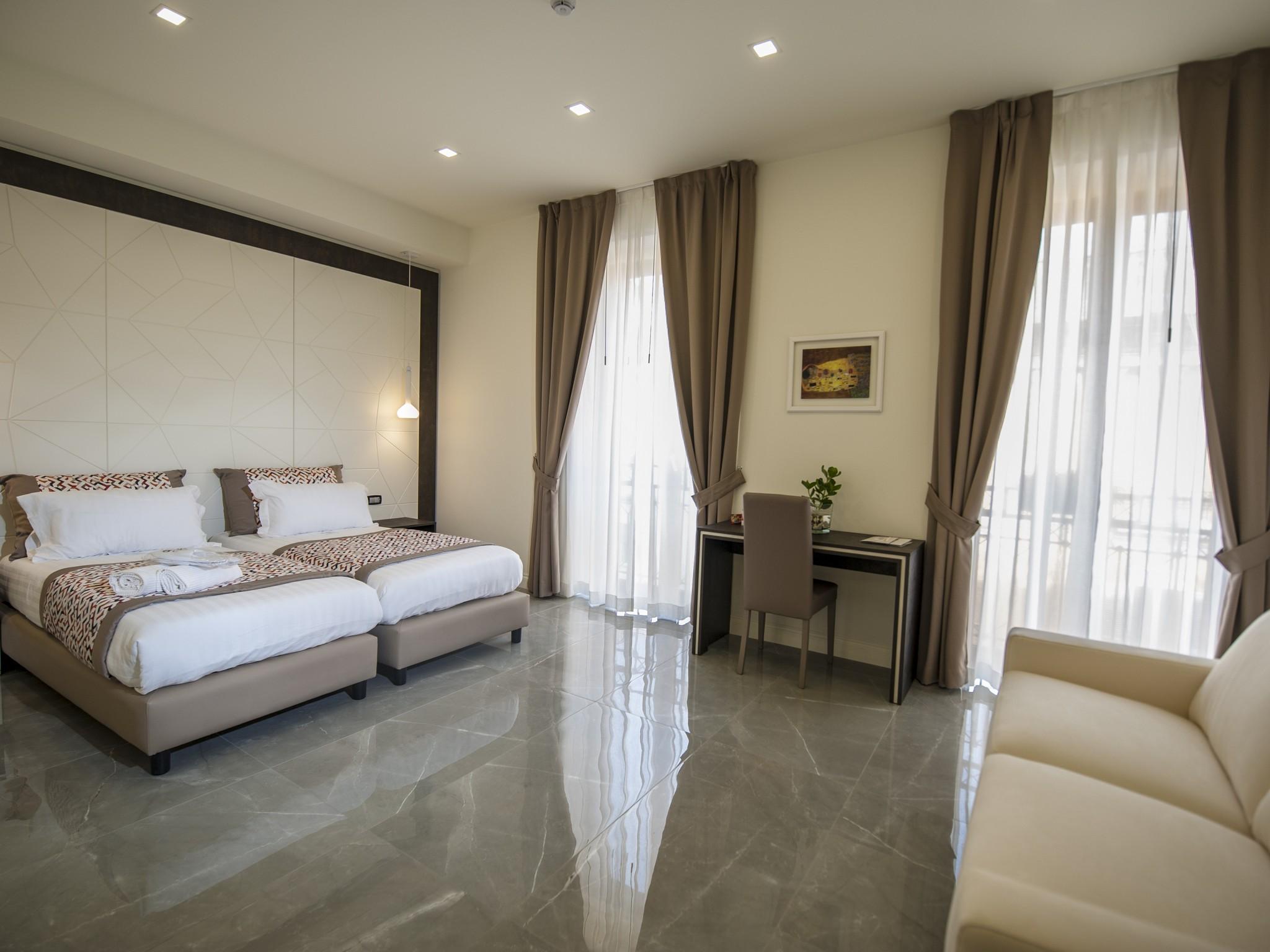 Hotel Palazzo Firenze Napoli Esterno foto