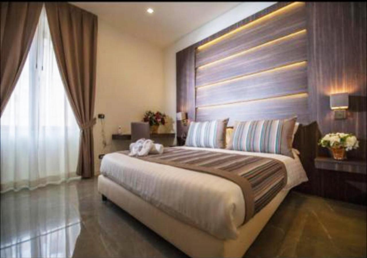 Hotel Palazzo Firenze Napoli Esterno foto
