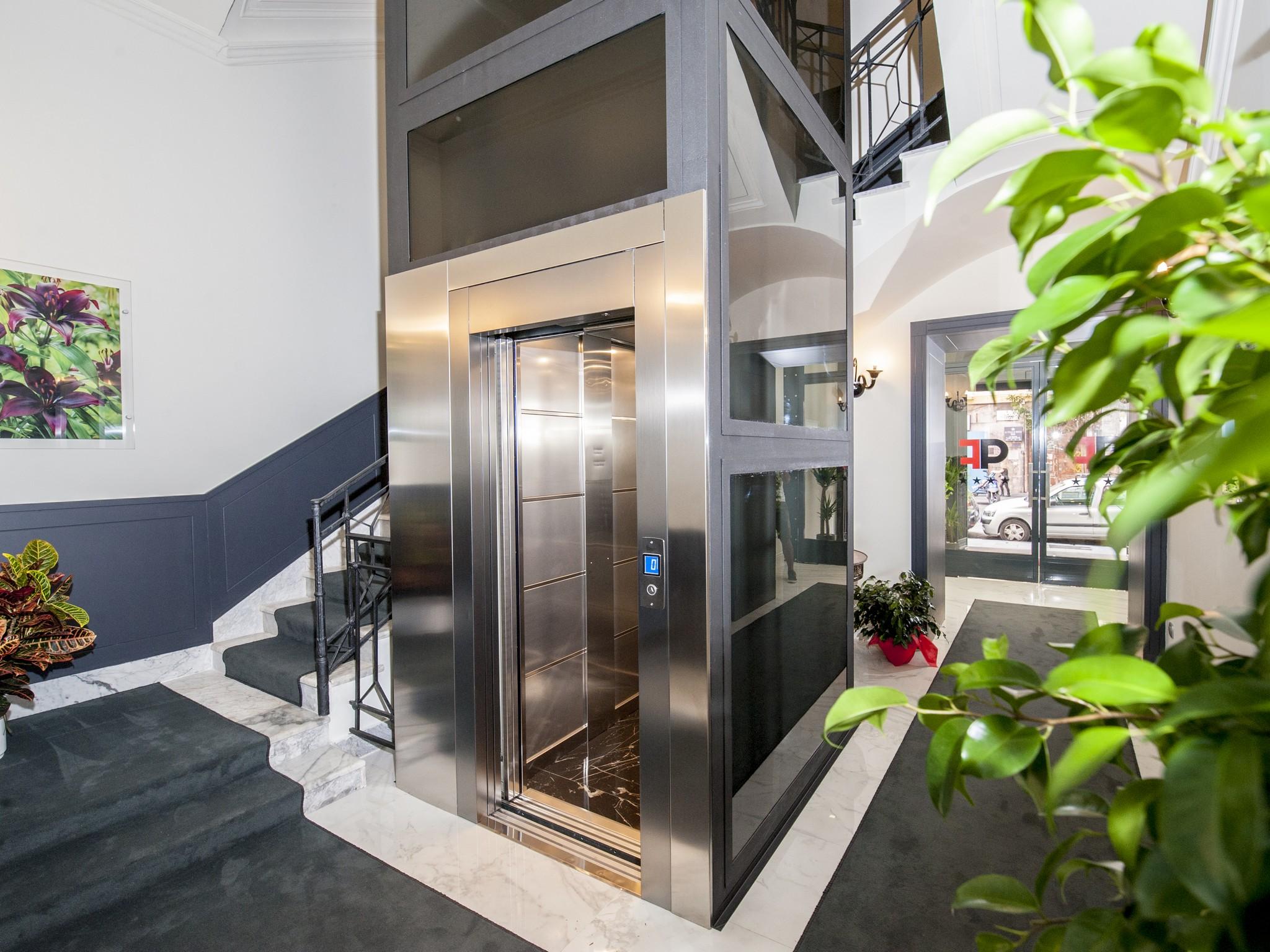 Hotel Palazzo Firenze Napoli Esterno foto