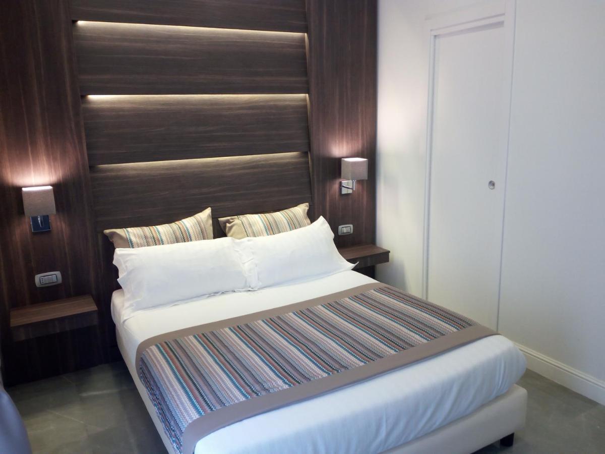 Hotel Palazzo Firenze Napoli Esterno foto